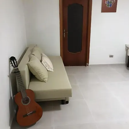 Casa Di Solorzano